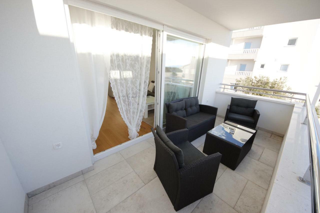 Villa More Makarska Exterior foto
